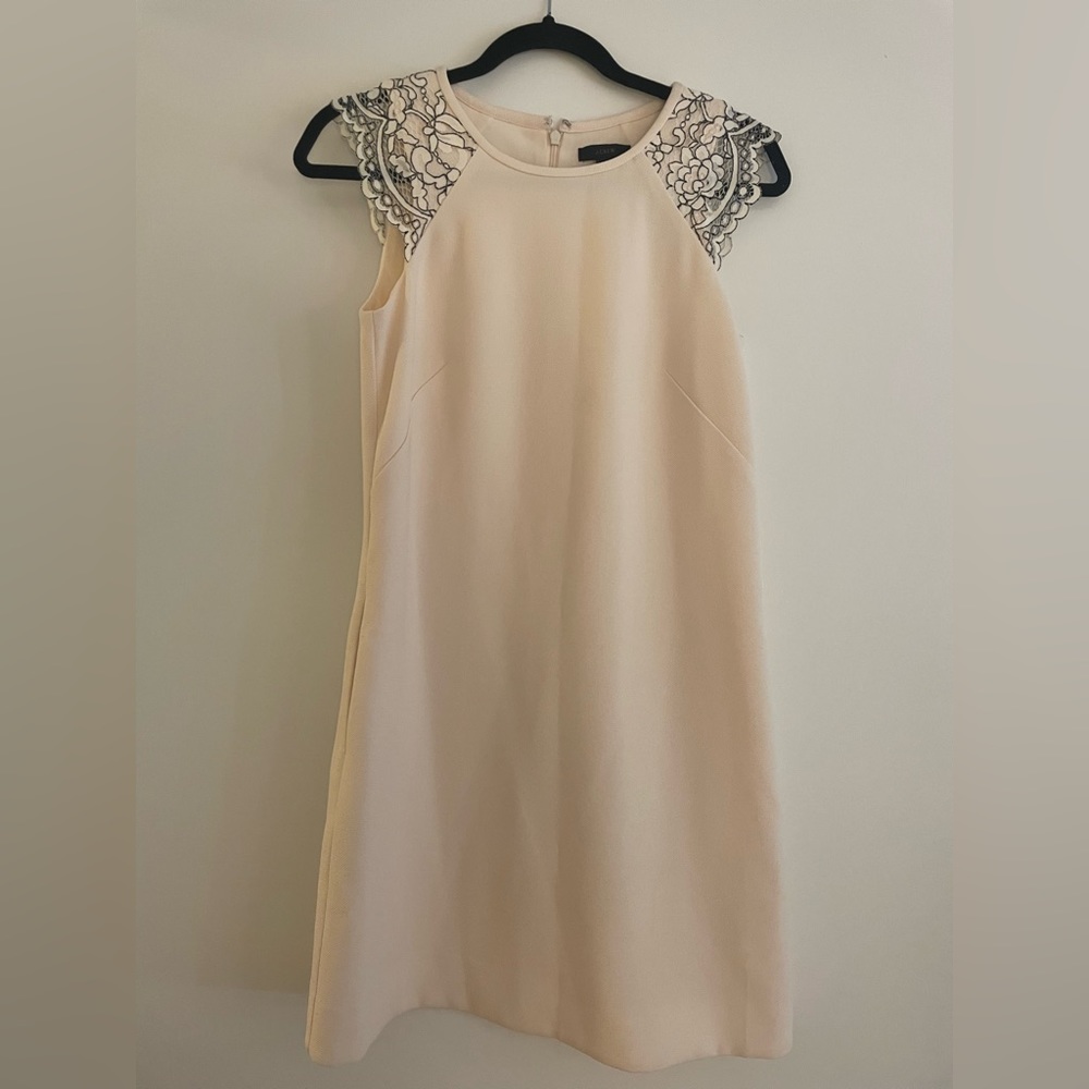 J. Crew Cap Sleeve Cream Lace Crepe Work Occasion Dress Size 0; Great Condition